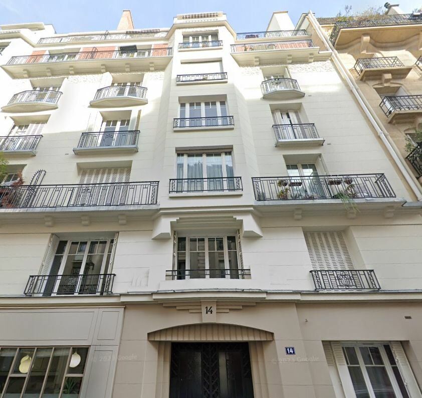 Appartement à vendre 2 44.32m2 à Paris 18 vignette-1