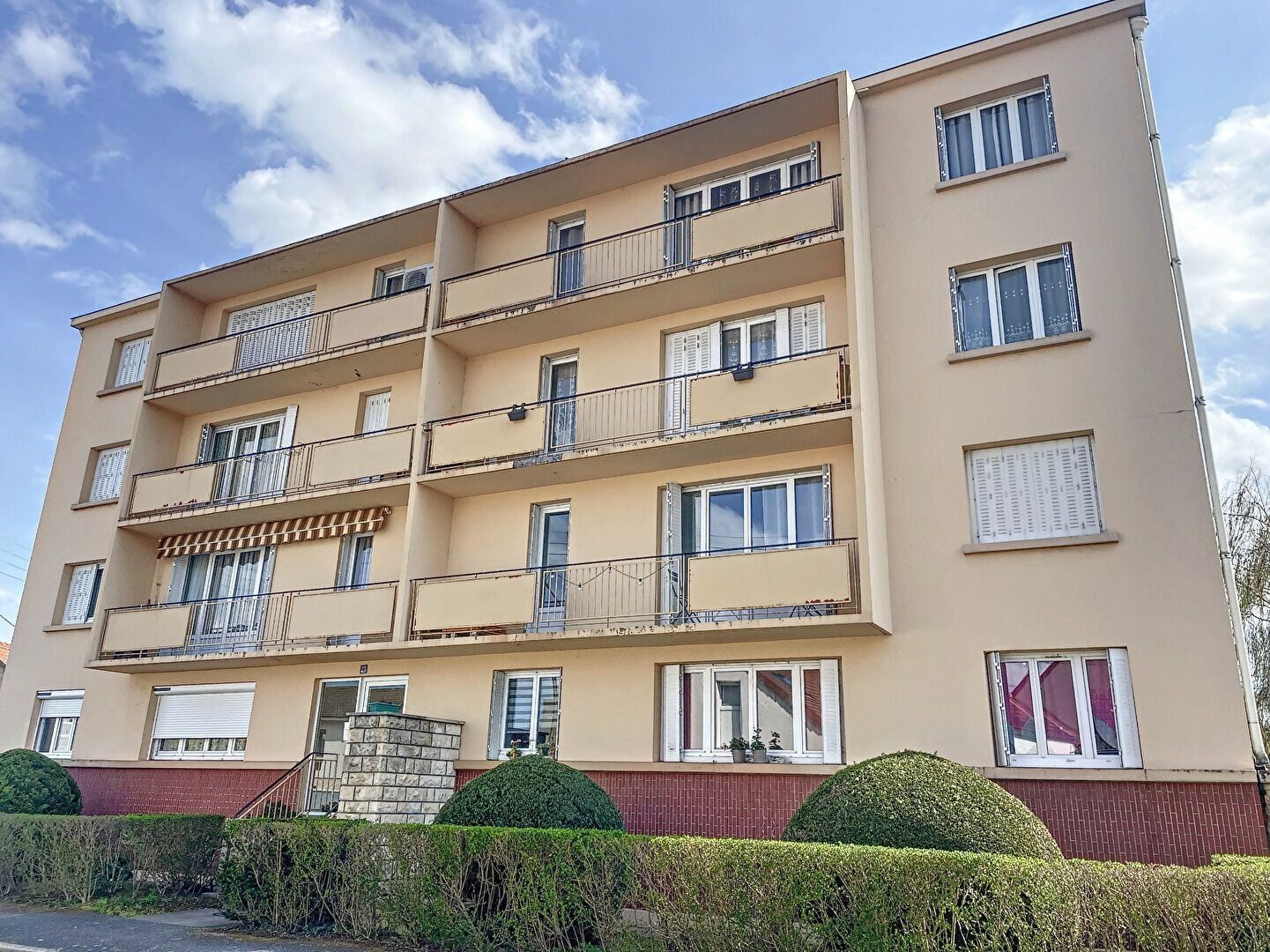 Appartement à vendre 3 72m2 à Montluçon vignette-9