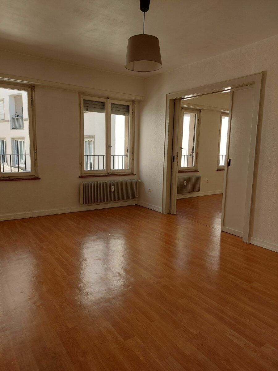 Appartement à vendre 2 66.25m2 à Strasbourg vignette-2