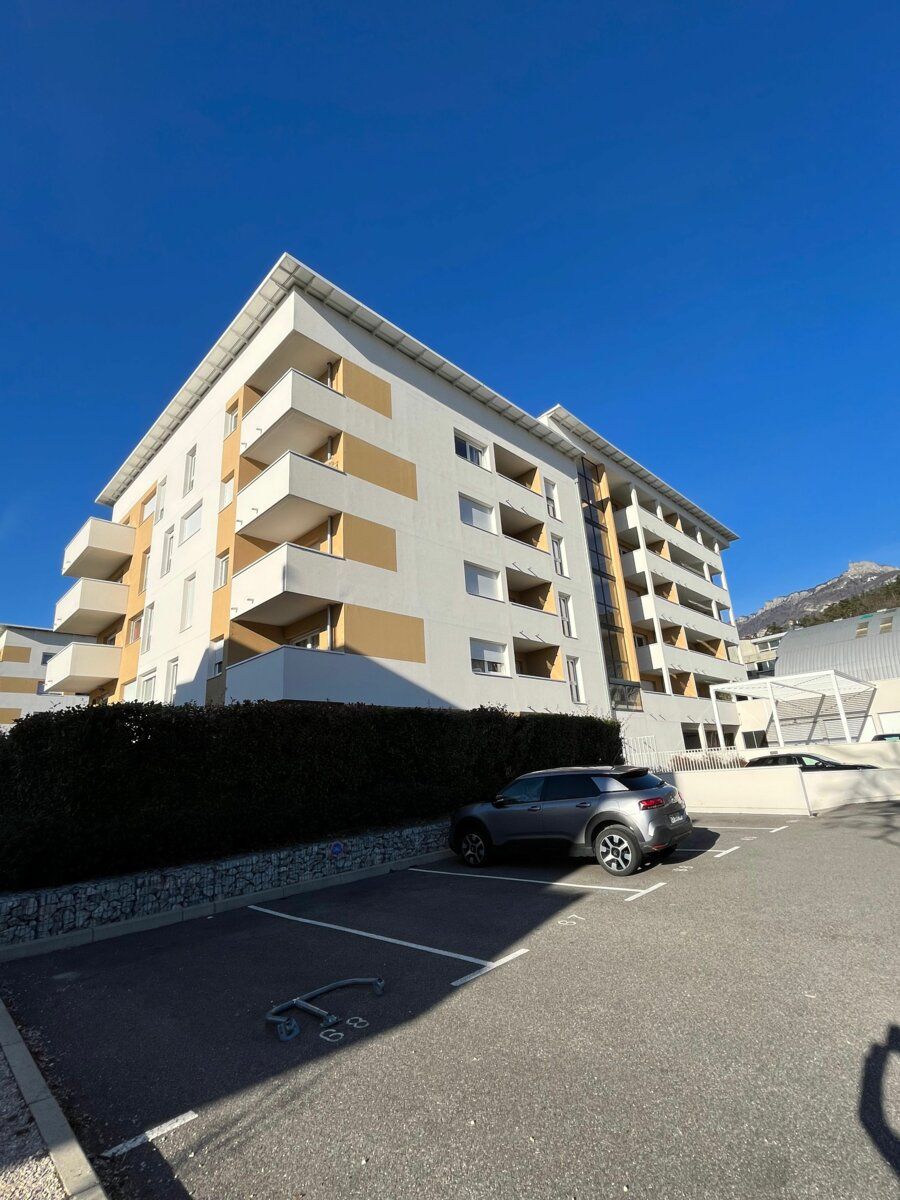 Appartement à vendre 3 57.65m2 à Chambéry vignette-11