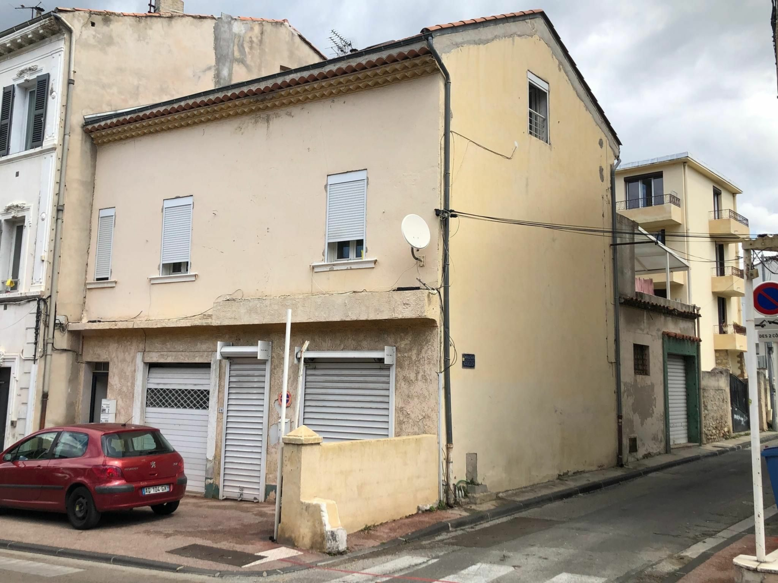 Immeuble à vendre 1 140m2 à Toulon vignette-1
