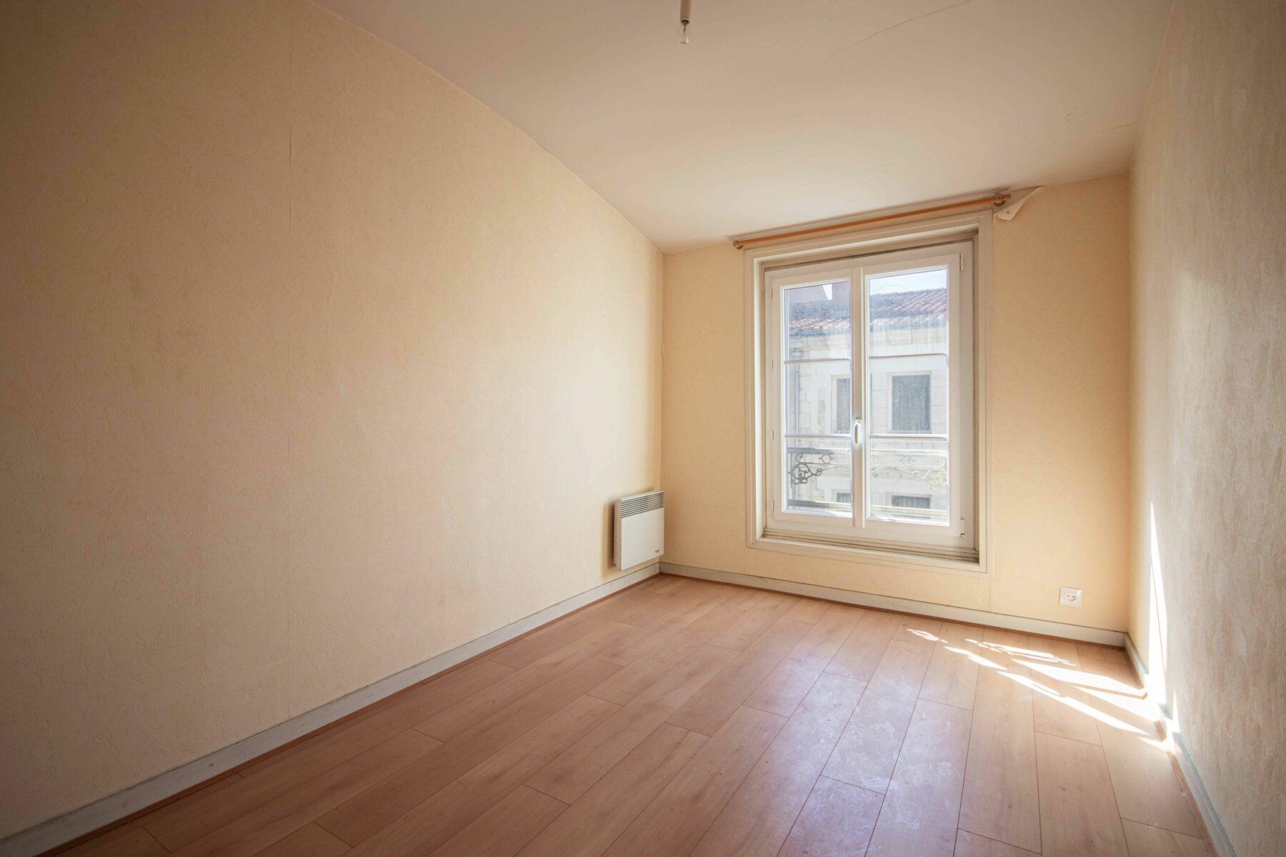 Appartement à vendre 3 60.58m2 à La Rochelle vignette-5