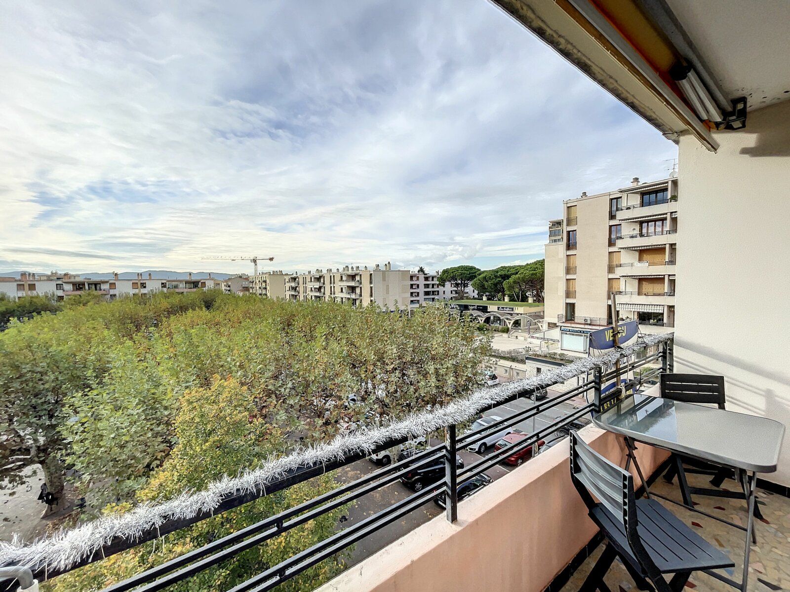 Appartement à vendre 2 61.01m2 à Saint-Raphaël vignette-4