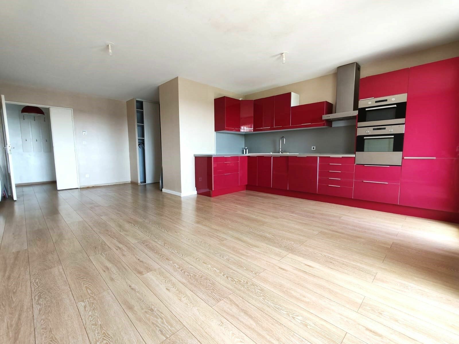 Appartement à vendre 2 57.6m2 à Saint-Ouen-l'Aumône vignette-2