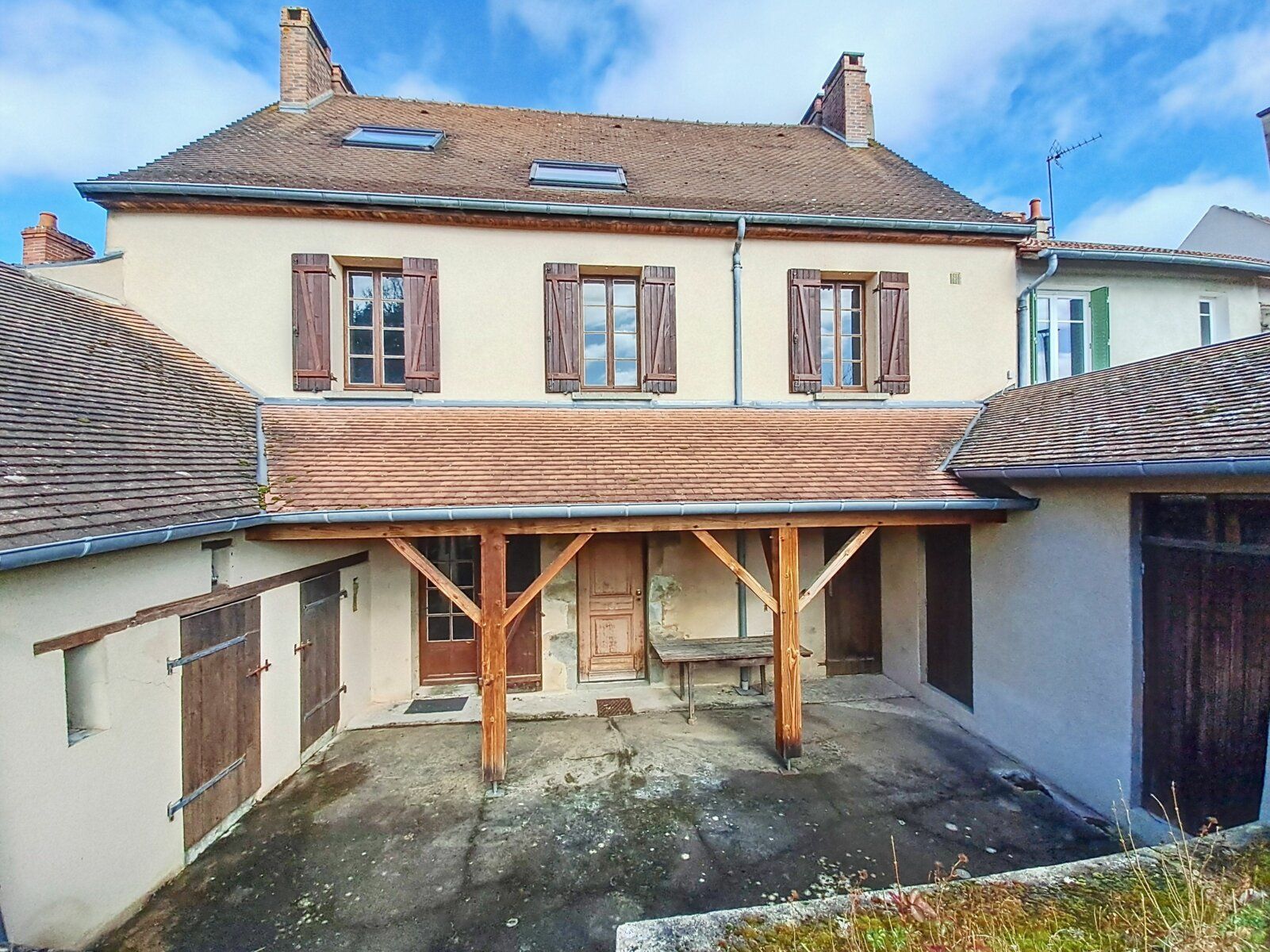 Maison à vendre 4 145m2 à Évaux-les-Bains vignette-1