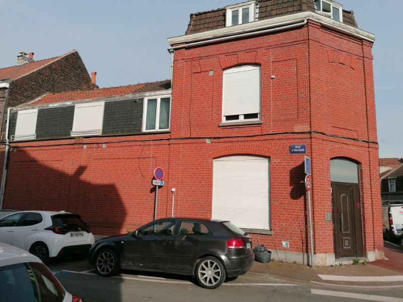 Immeuble à vendre 1 m2 à Tourcoing vignette-1