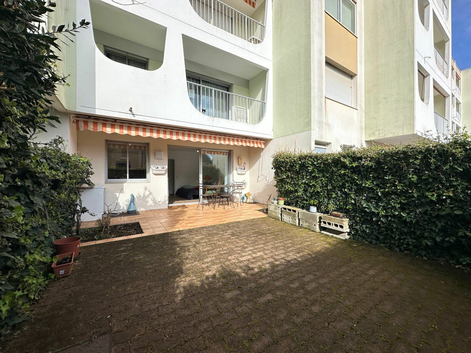 Appartement à vendre 1 m2 à Saint-Palais-sur-Mer vignette-17