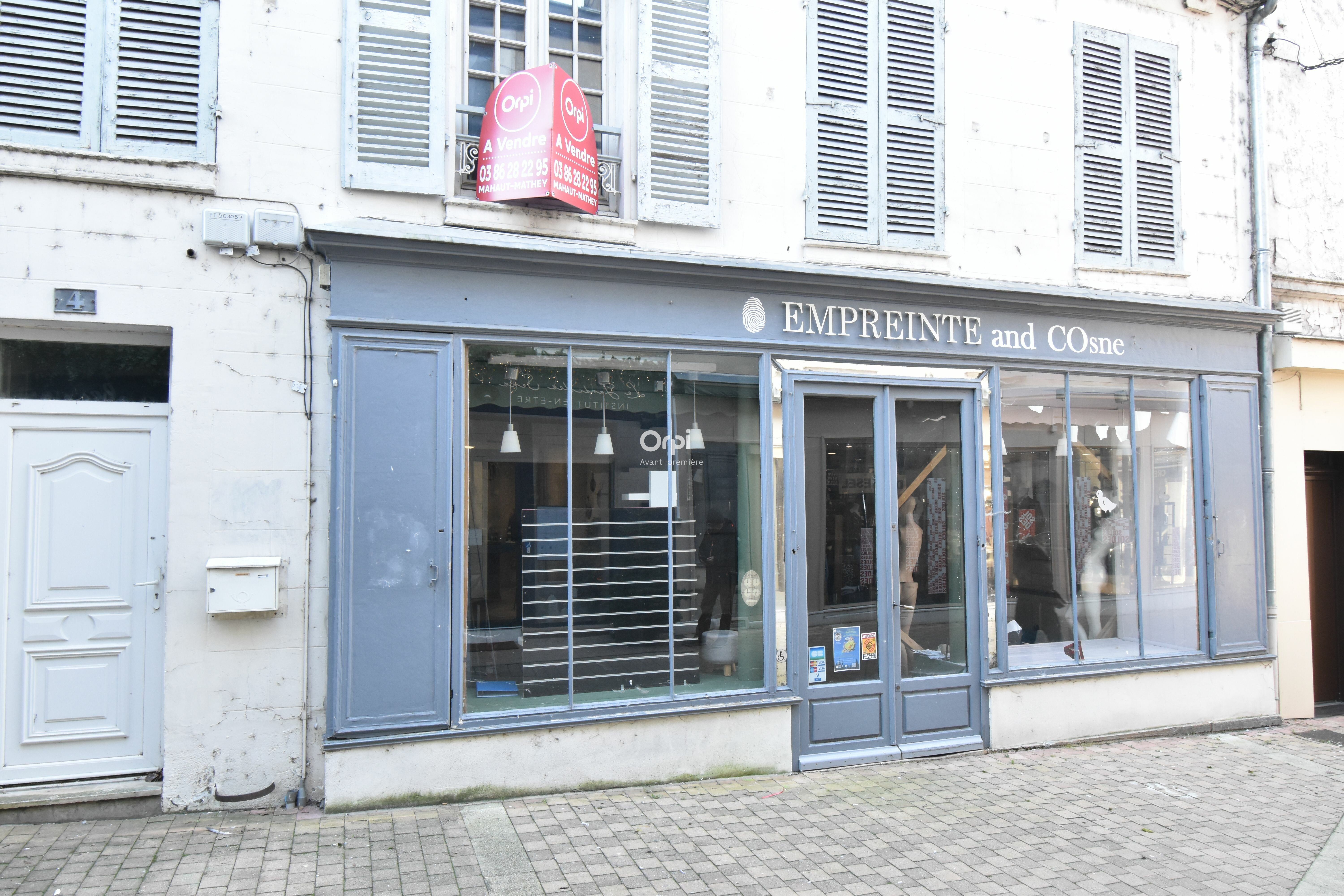 Local commercial à vendre 0 85m2 à Cosne-Cours-sur-Loire vignette-1