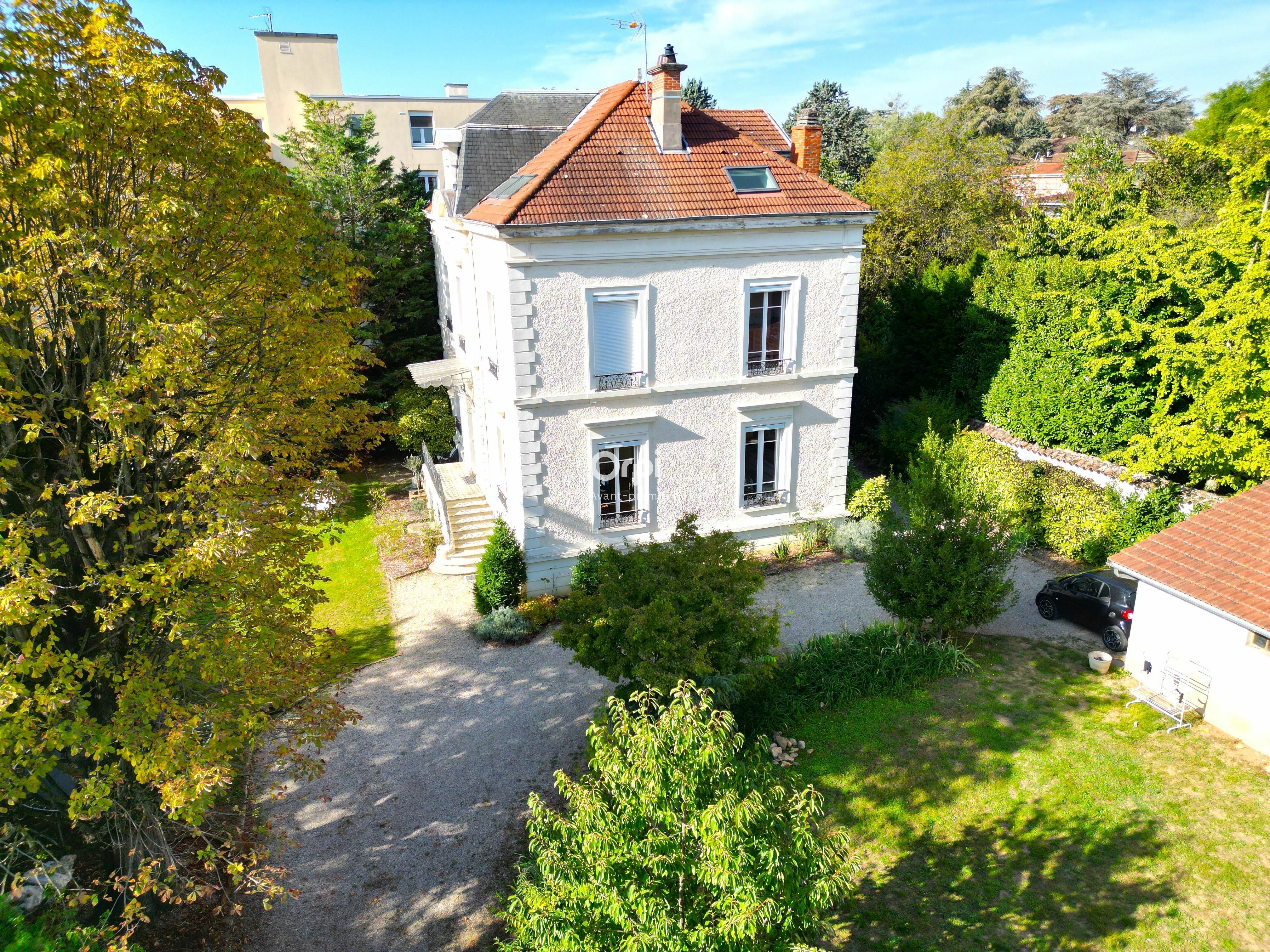 Maison à vendre 10 306.94m2 à Saint-Cyr-au-Mont-d'Or vignette-17