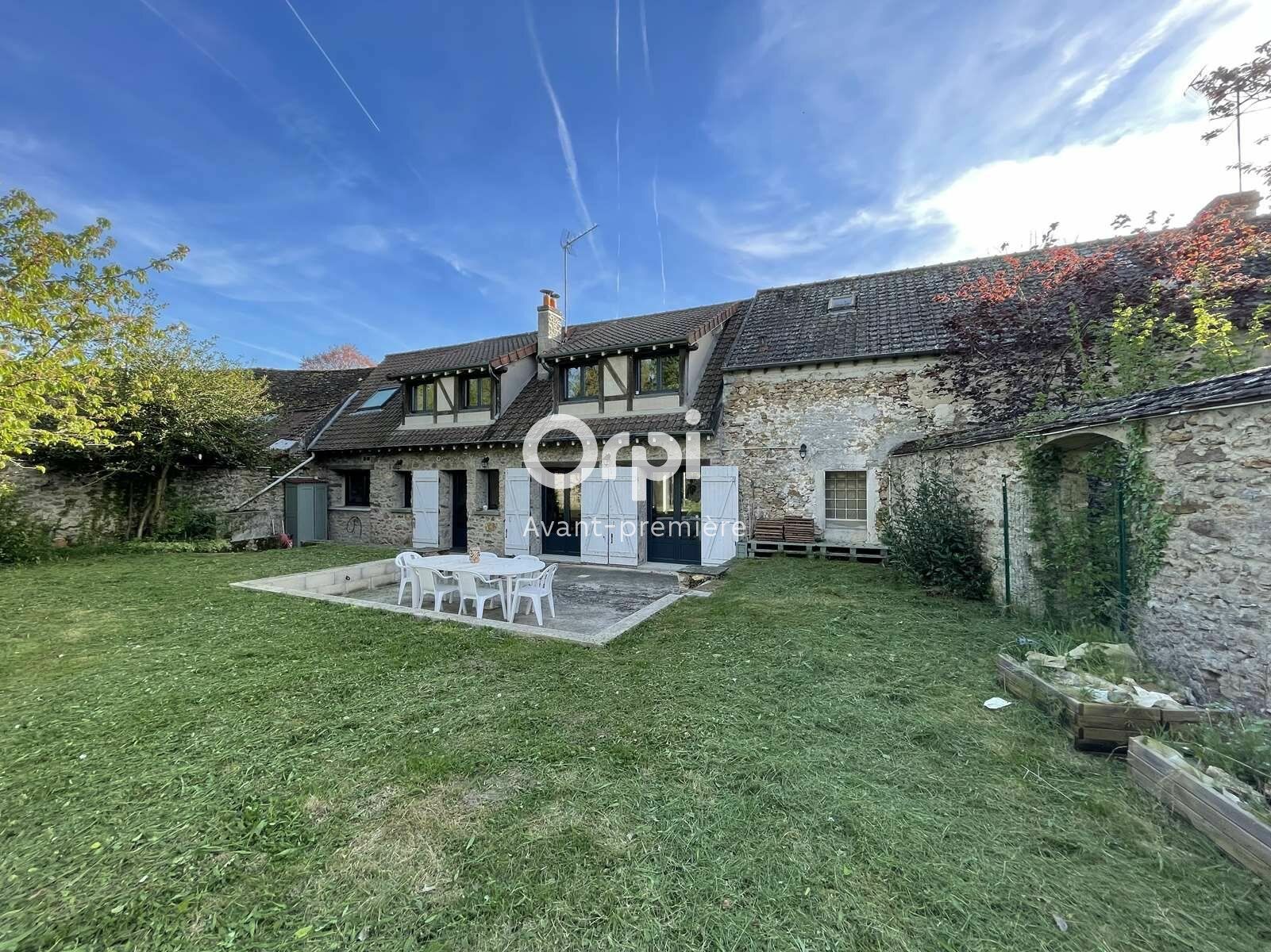 Maison à vendre 6 185m2 à Saint-Sauveur-sur-École vignette-1
