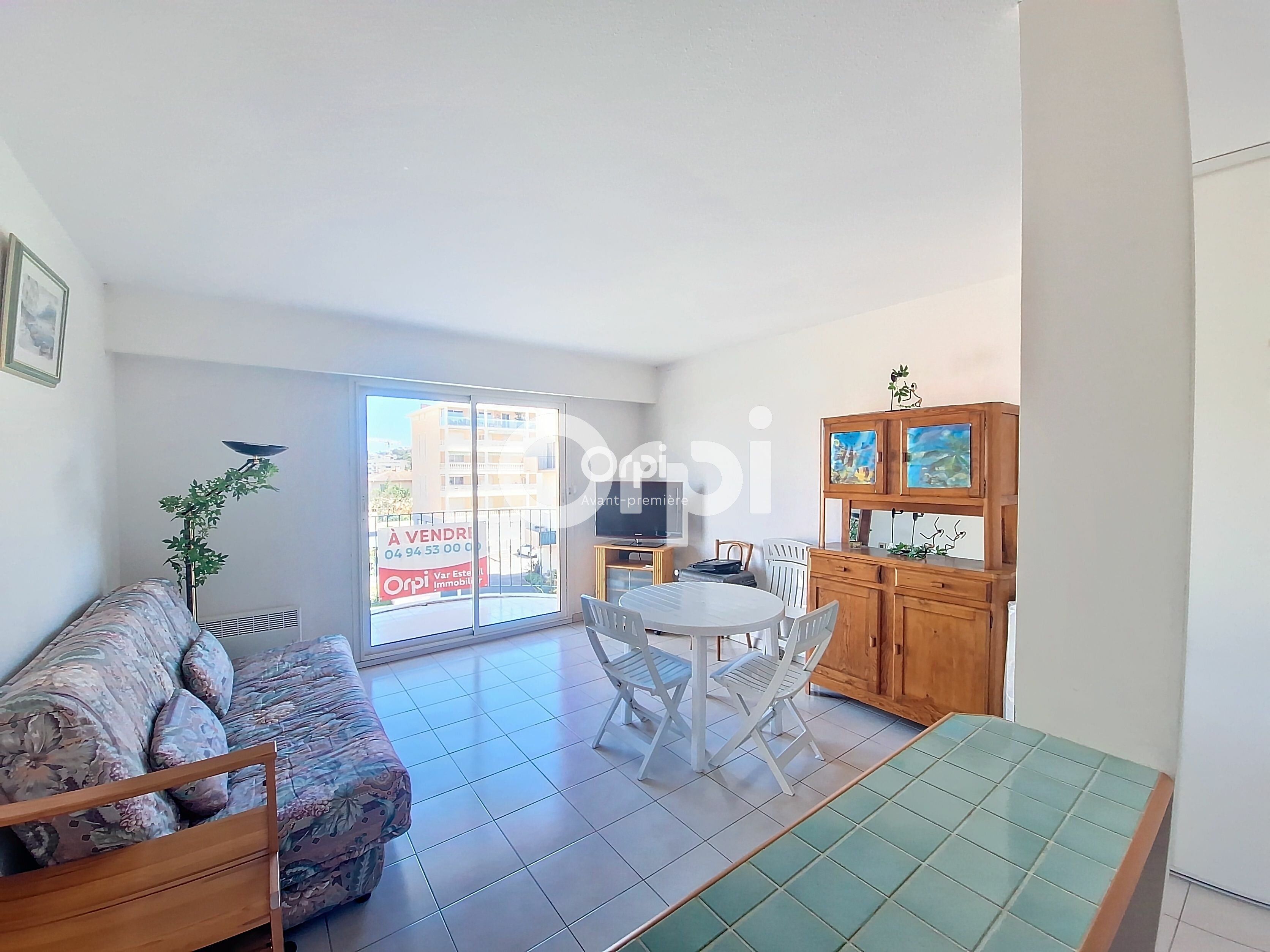 Appartement à vendre 2 33.6m2 à Saint-Raphaël vignette-8