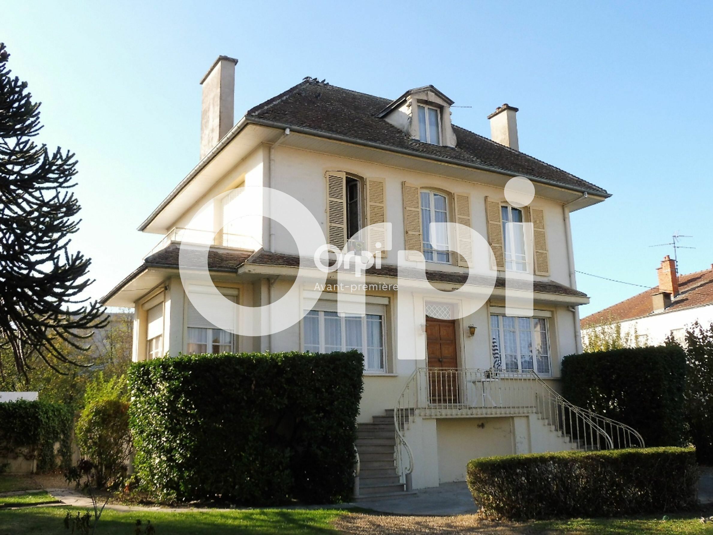 Maison à vendre 8 175m2 à Chalon-sur-Saône vignette-1