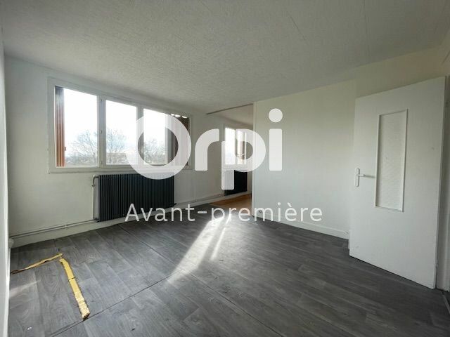 Appartement à vendre 5 65.25m2 à Le Blanc-Mesnil vignette-2