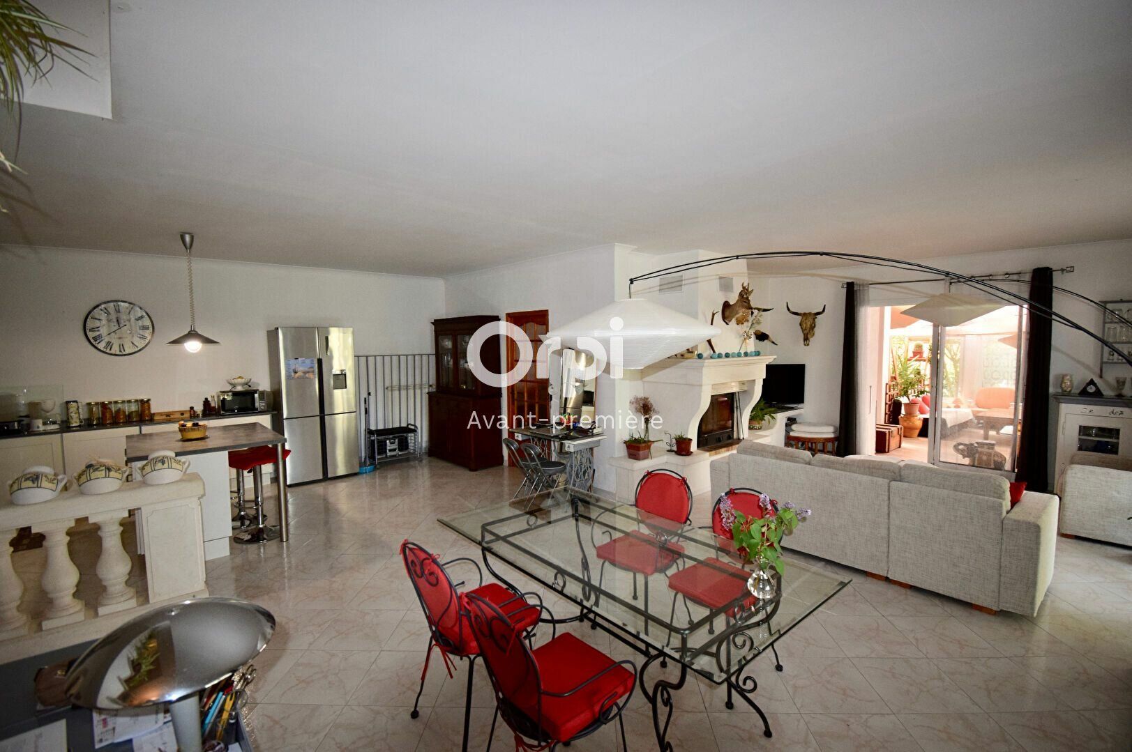 Maison à vendre 7 m2 à Saint-Mamert-du-Gard vignette-4