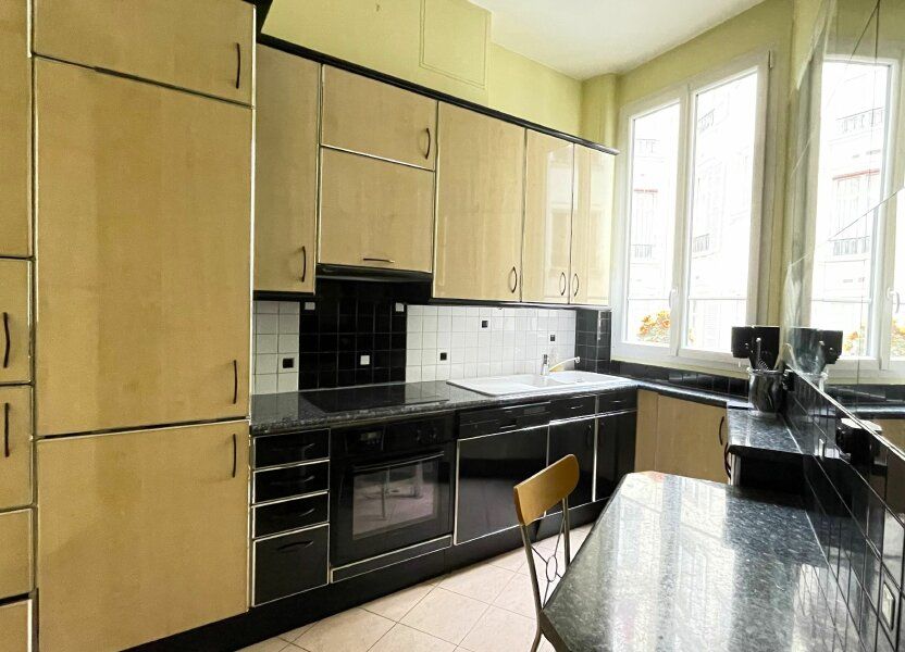 Appartement a louer  - 5 pièce(s) - 138.55 m2 - Surfyn