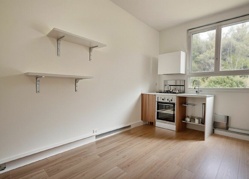 Appartement a vendre  - 1 pièce(s) - 10.53 m2 - Surfyn