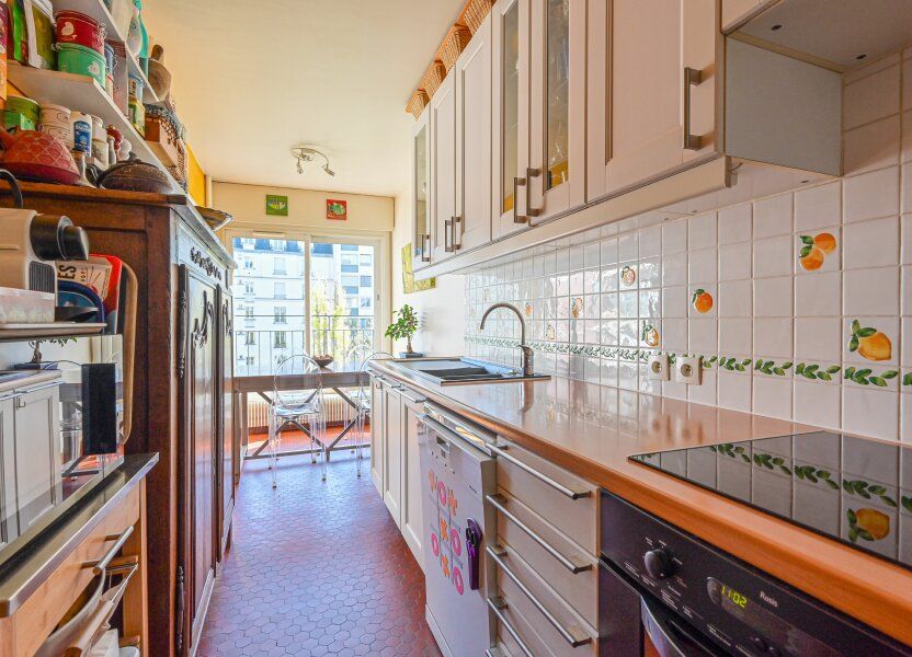 Appartement a vendre  - 5 pièce(s) - 109.2 m2 - Surfyn