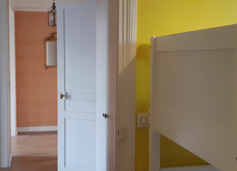 Appartement a louer  - 4 pièce(s) - 71.78 m2 - Surfyn
