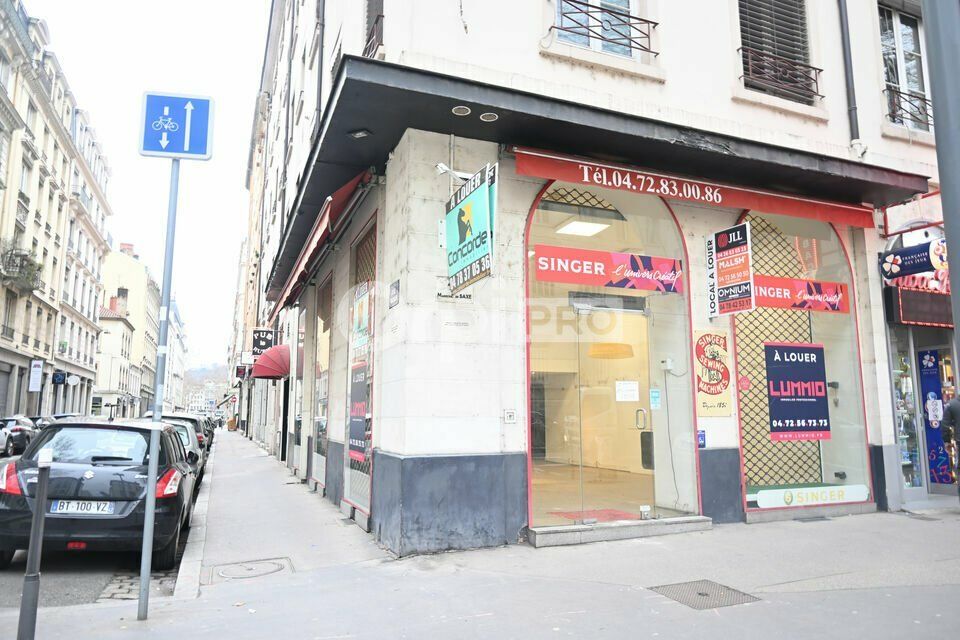 Local commercial à louer 0 103m2 à Lyon 6 vignette-8